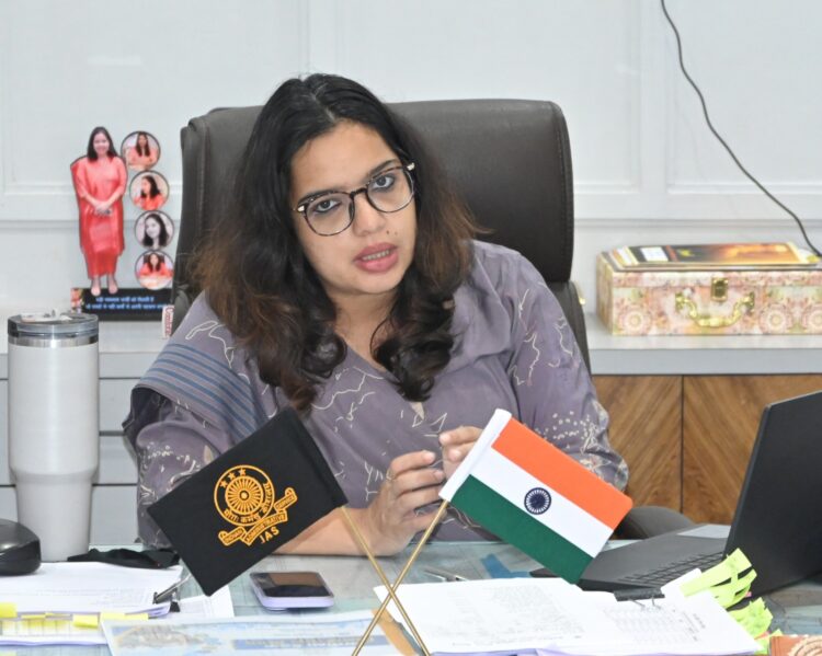 आयुक्त सुरुचि सिंह ने ली समीक्षा बैठक, राजस्व वसूली बढ़ाने सहित विभिन्न कार्यों में तेजी लाने के दिए निर्देश