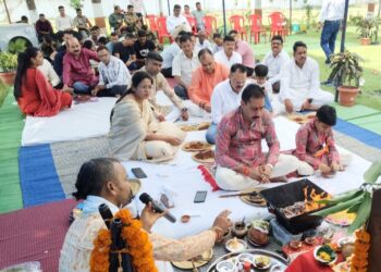 एसपी त्रिलोक बंसल ने जिलेवासियों की सुख-समृद्धि और शांति की कामना की, विजयदशमी की बधाई एवं शुभकामनाएं दी