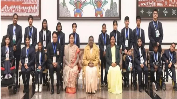 17 बच्चों को राष्ट्रपति द्रौपदी मुर्मू ने राष्ट्रीय बाल पुरस्कार 2024 से किया सम्मानित