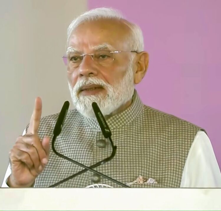 नवी मुंबई अंतरराष्ट्रीय हवाई अड्डा विकसित भारत के सपने को देगा नई उड़ान : प्रधानमंत्री मोदी