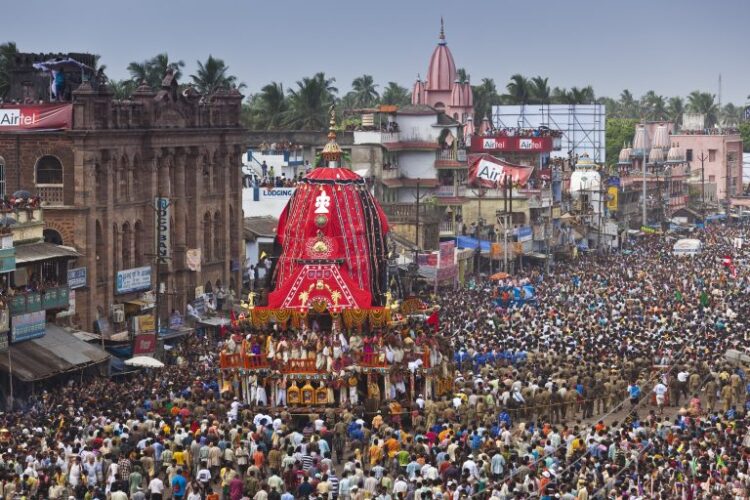 श्रीजगन्नाथ रथ यात्रा के लिए पुरी में लाखों श्रद्धालुओं की उमड़ी भीड़, सुरक्षा के कड़े इंतजाम