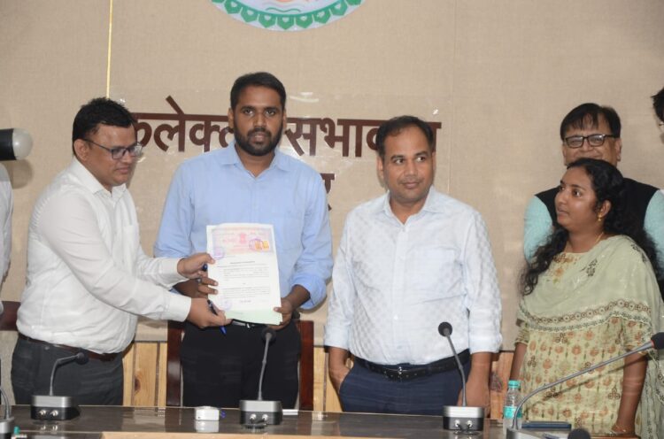 राजधानी में 5 स्थानों पर लगेंगे फास्ट चार्जिंग स्टेशन, नागरिकों को जल्द मिलेगी 4 व्हीलर ई व्हीकल चार्जिंग स्टेशन की सुविधा