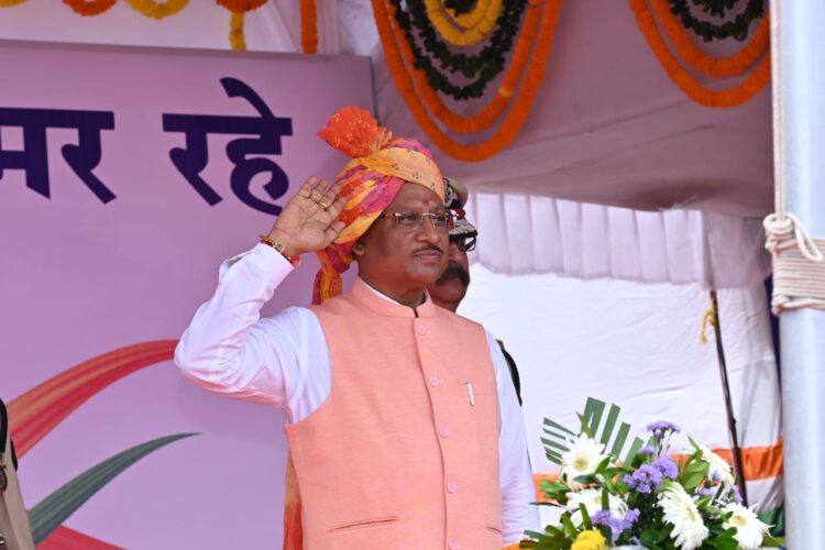 स्वतंत्रता दिवस समारोह पर मुख्यमंत्री विष्णुदेव साय ने प्रदेशवासियों को किया सम्बोधित, कहा- विकसित छत्तीसगढ़ का संकल्प लेकर आगे बढ़ रही हमारी सरकार