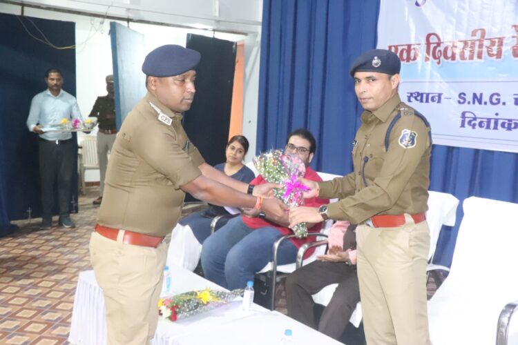 पशु संरक्षण कानूनों और संवेदनशीलता पर एक दिवसीय रेज स्तरीय कार्यशाला का हुआ आयोजन