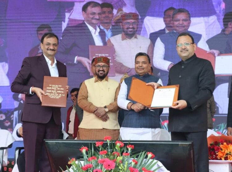 छत्तीसगढ़ और उत्तर प्रदेश सरकार के संस्कृति विभाग के बीच ‘‘एक भारत-श्रेष्ठ भारत‘‘ योजना के तहत हुआ एमओयू, दोनो राज्यों के कलाकार होंगे लाभान्वित