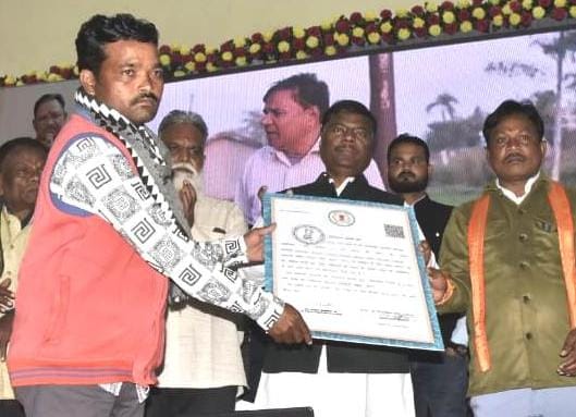 छत्तीसगढ़ में 300 बहुउद्देशीय पैक्स, डेयरी व मत्स्य सहकारी समितियों का हुआ शुभारम्भ, समितियों को प्रदान किया पंजीयन प्रमाण पत्र