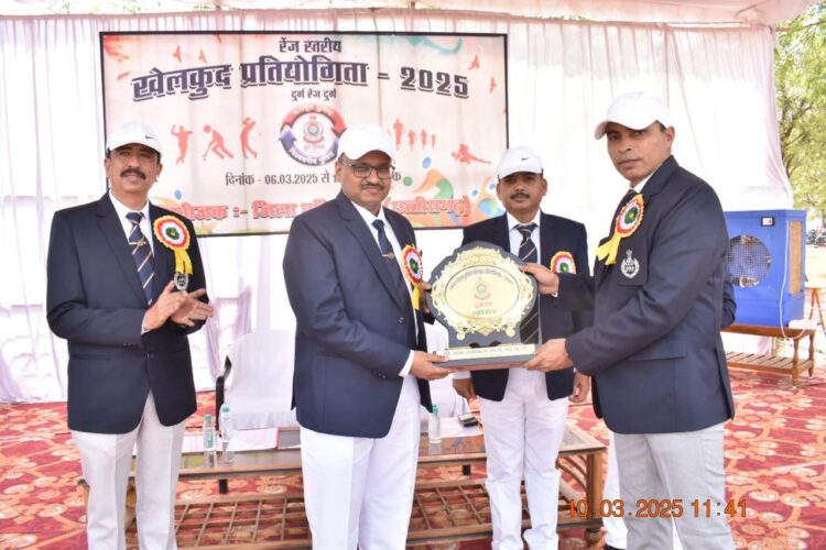 अंतर जिला पुलिस खेलकूद प्रतियोगिता-2025 का हुआ समापन, दुर्ग पुलिस के जवानों ने ओवरऑल चैंपियनशिप का खिताब किया अपने नाम