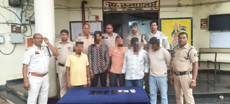 2.50 लाख रुपए के 50 नग सुअर की लूट करने वाले 5 आरोपी गिरफ्तार: नगद 50 हजार रुपए, स्कॉर्पियो और डिजायर जप्त
