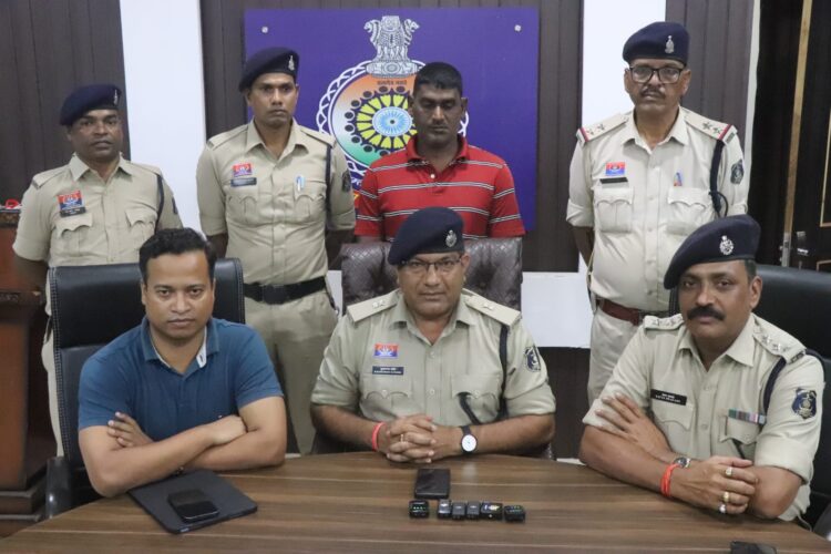 मंदिरों में चोरी करने वाला आरोपी गिरफ्तार, जेल से छूटने का बाद मंदिरों में शुरू किया चोरी