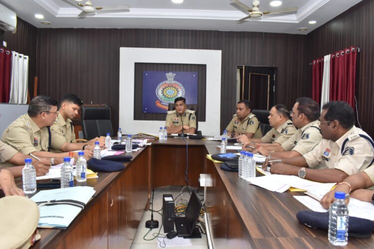 एसएसपी विजय अग्रवाल ने आगामी त्यौहार एवं कानून व्यवस्था की समीक्षा की, 13 बिन्दुओं पर हुई चर्चा