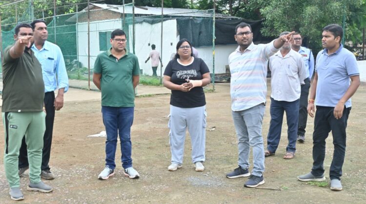 निगम से बिना अनुमति क्रिकेट कोर्ट का निर्माण, आयुक्त ने कार्यवाही करने के दिए निर्देश