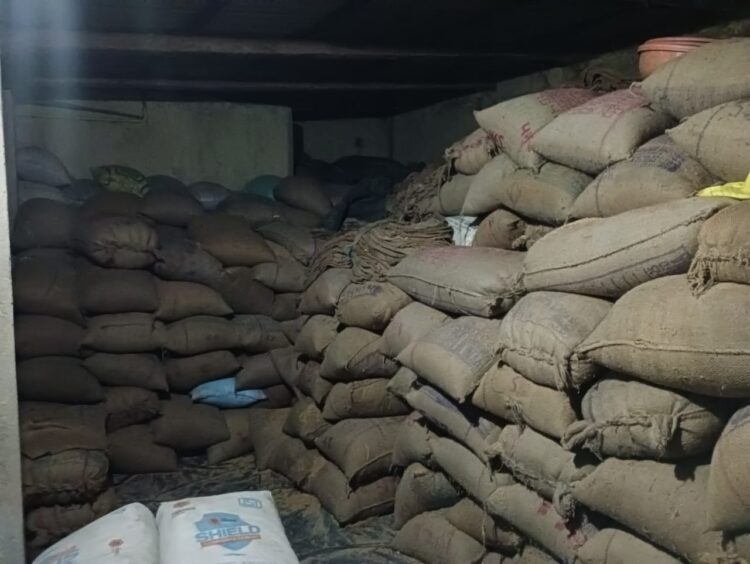 30 प्रकरणों में एक करोड़ रुपए से अधिक मूल्य के 3266 क्विंटल अवैध धान किया गया जब्त, चेक पोस्टों पर 24×7 रखी जा रही कड़ी निगरानी