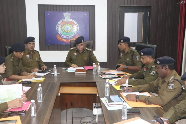 एसएसपी विजय अग्रवाल ने ली अपराध समीक्षा बैठक, वर्षान्त के पूर्व प्रकरणों के निराकरण के दिए निर्देश