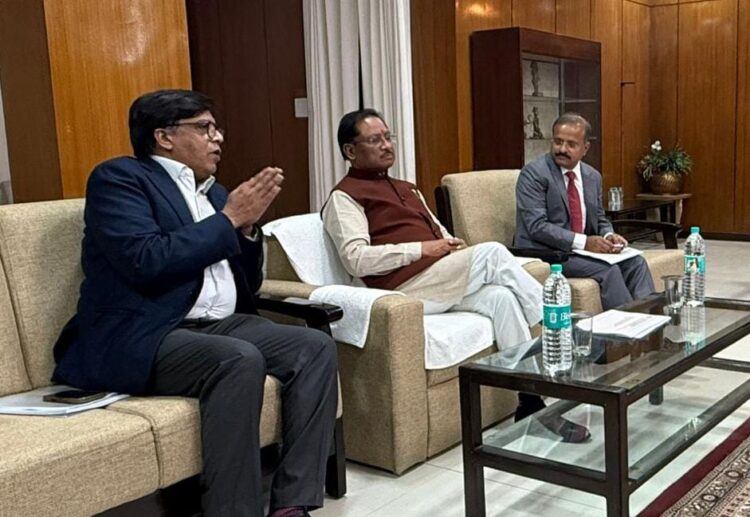 मुख्यमंत्री विष्णु देव साय ने मध्यप्रदेश में नई सिंचाई तकनीक ‘प्रेशर इरिगेशन नेटवर्क’ की प्रस्तुति का किया अवलोकन
