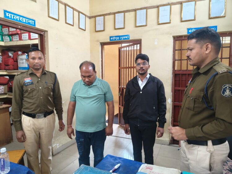 किराये के मकान में बाहर से महिलाओं को लाकर देह व्यापार करवाने वाले दो आरोपी गिरफ्तार