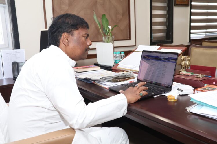 इनकमिंग से आउटगोइंग तक, अब हर फाइल ई-ऑफिस पर, ग्रीन ऑफिस की ओर बड़ा कदम : मंत्री केदार कश्यप