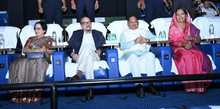 राज्यपाल, मुख्यमंत्री और विधानसभा अध्यक्ष ने सपरिवार देखी फिल्म ‘हनुमान अंश’, फिल्म को टैक्स फ्री करने की घोषणा