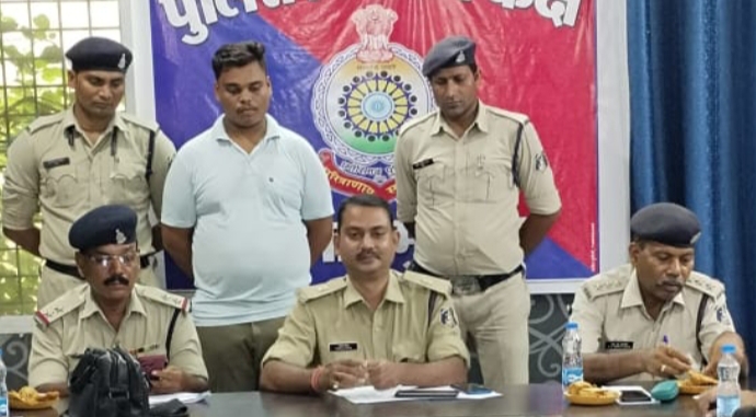 किसानों को अधिक मूल्य में धान खरीदी का झांसा देकर धोखाधड़ी करने वाला आरोपी गिरफ्तार