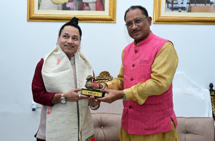गायक कैलाश खेर ने बताया मुख्यमंत्री विष्णुदेव साय के नाम का अर्थ, कहा- यथा नाम तथा गुण, साय वही जो…