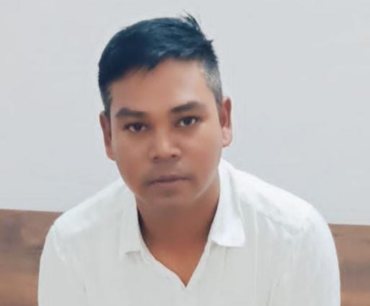 अपराधिक प्रकरण में फंसाने की धमकी देकर लाखों रुपए की वसूली करने वाले रक्षित केंद्र मे पदस्थ प्रधान आरक्षक को थाना सिटी कोतवाली पुलिस ने किया गिरफ्तार