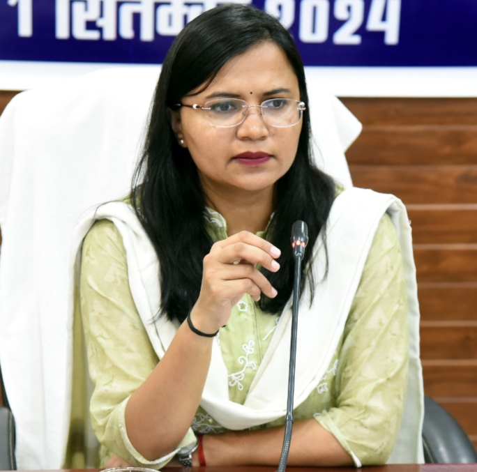 बच्चों के स्वास्थ्य परीक्षण व टीकाकरण पर रखे विशेष ध्यान- कलेक्टर ऋचा प्रकाश चौधरी