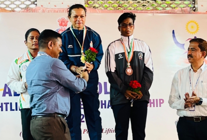ऑल इंडिया पुलिस वेटलिफ्टिंग क्लस्टर प्रतियोगिता के प्रथम दिवस पर छत्तीसगढ़ पुलिस को मिला 1 स्वर्ण एवं 1 कांस्य पदक