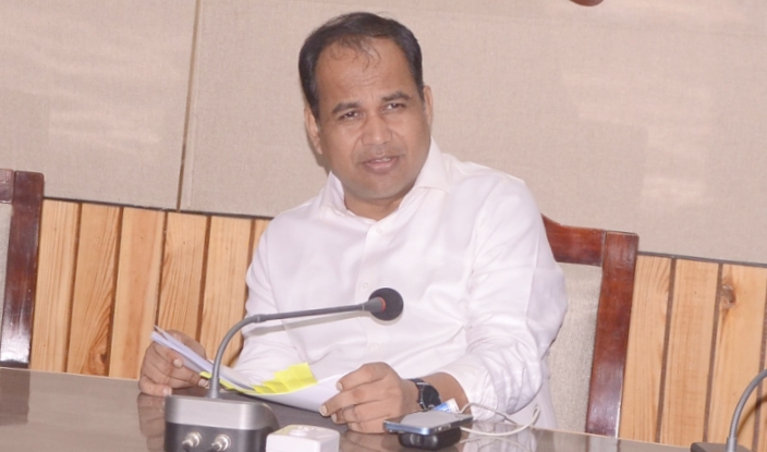 आचार संहिता लागू, अधिकारी करें विरूपण हटाने की कार्रवाई: कलेक्टर डाॅ. गौरव सिंह