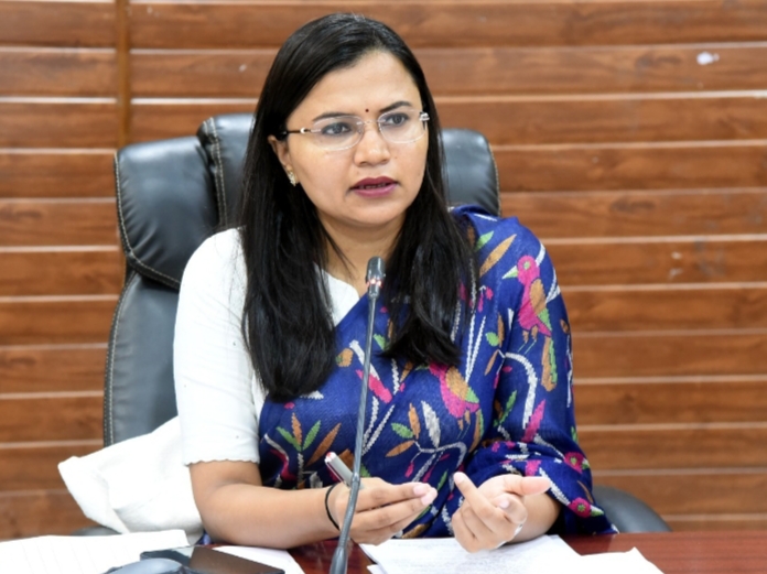 राज्य स्थापन दिवस आज, कलेक्टर ऋचा प्रकाश चौधरी ने नागरिकों से अपने घरों में दीप जलाने की अपील की