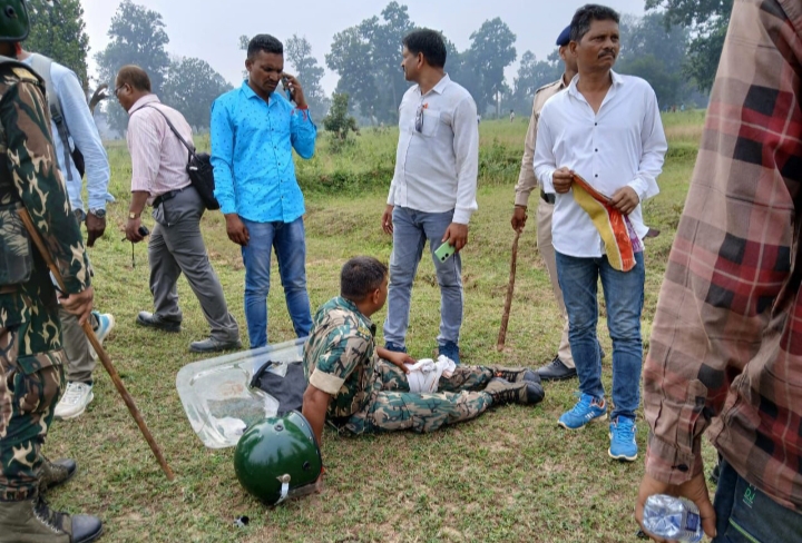 सुरगुजा पुलिस की संयमित कार्यवाही से दंगा टला, पुलिस ने वीडियो से दंगाइयों को पहचानना किया शुरू