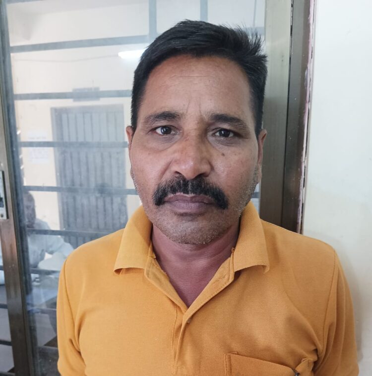शासकीय भूमि को अपने पूर्ण स्वामित्व का भूमि बताकर छल पूर्वक लाखों रुपए ठगने वाला आरोपी गिरफ्तार
