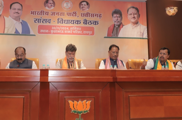 बस्तर शांति की ओर बढ़ रहा है: हमारी सरकार ने किसान, युवा, महिलाएं सबका मान रखा- मुख्यमंत्री विष्णुदेव साय