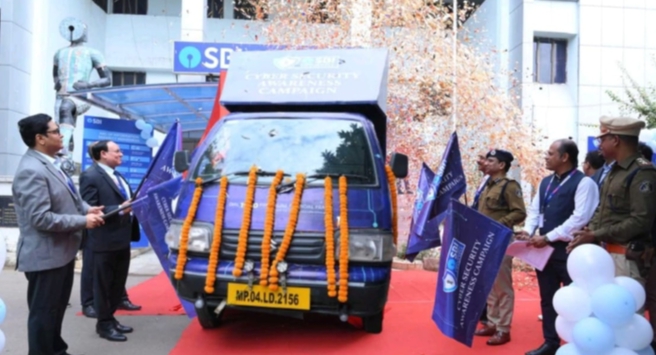 SSP डॉ. संतोष सिंह ने SBI के सायबर जागरूकता कार्यक्रम का किया शुभारंभ