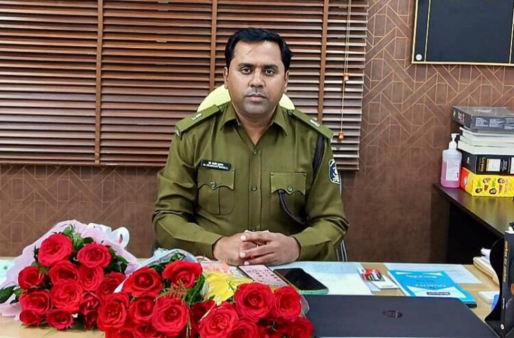 डॉ. प्रशांत शुक्ला ने अतिरिक्त पुलिस अधीक्षक यातायात, रायपुर का पदभार ग्रहण किया