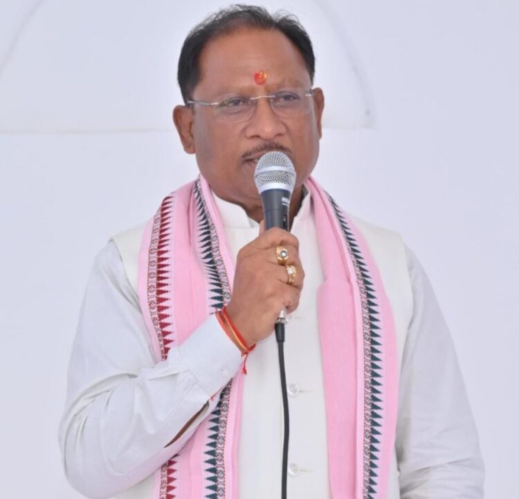 सनातन धर्म के उत्थान और सामाजिक जागरूकता में गहिरा गुरु संत समाज की है महत्वपूर्ण भूमिका: मुख्यमंत्री विष्णु देव साय