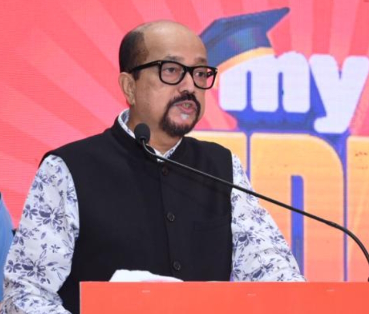 छत्तीसगढ़ की मिट्टी में प्रतिभा की कोई कमी नहीं- राज्यपाल रमेन डेका