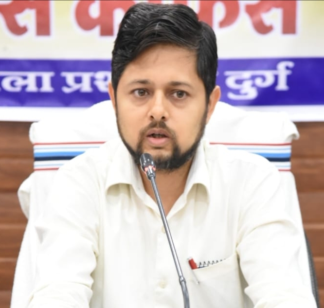जिला नियमितिकरण समिति की बैठक: 605 प्रकरणों का हुआ निराकरण, दुर्ग और भिलाई निगम के 2430 प्रकरणों का होगा पुनः परीक्षण