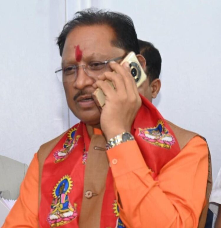 मुख्यमंत्री विष्णु देव साय दिव्य शिव महापुराण कथा के समापन समारोह में वर्चुअली हुए शामिल