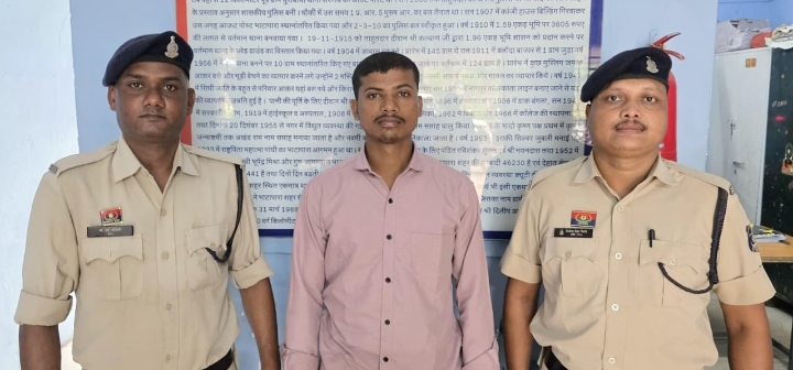 पत्नी की किसी अन्य युवक के साथ प्रेम संबंध होने से क्षुब्ध होकर पति ने की पत्नी की हत्या, शव को नदी में फेका
