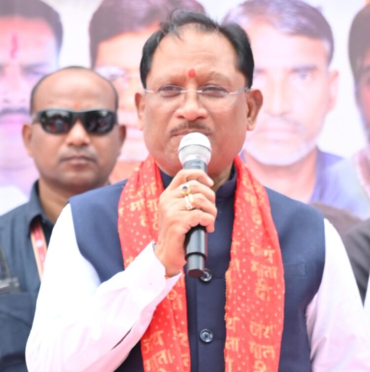माँ बम्लेश्वरी के दरबार तक पहुँच श्रद्धालुओं के लिए अब और सुगम : मुख्यमंत्री विष्णुदेव साय
