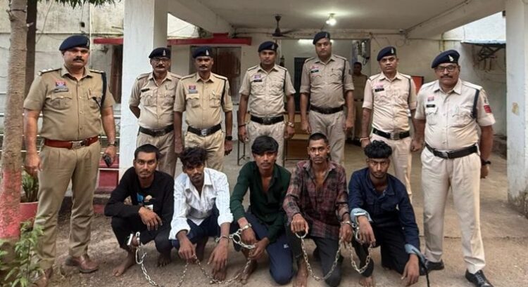 प्रेस प्रसंग के चलते युवक की हत्या: युवती के भाई एवं दोस्तों ने उतारा मौत के घाट, 5 आरोपी गिरफ्तार