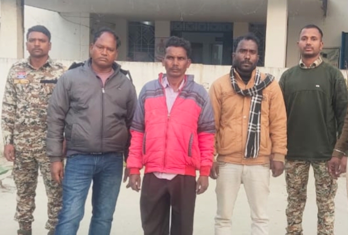 नकली सोने की बिस्किट दिखाकर 10 लाख रु की ठगी की कोशिश, तीन गिरफ्तार