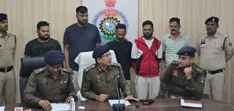 कोलकाता के होटल में रायगढ़ पुलिस की रेड में 5 नामी क्रिकेट सटोरी के साथ उनके 2 साथी गिरफ्तार