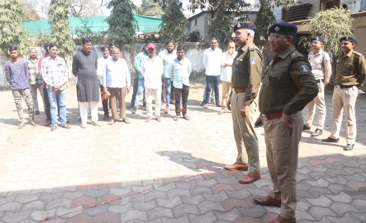 ASP सुखनंदन राठौर ने होली पर्व के मद्देनजर 68 गुंडा एवं निगरानी बदमाशों की लगाई क्लास, दिए सख्त निर्देश