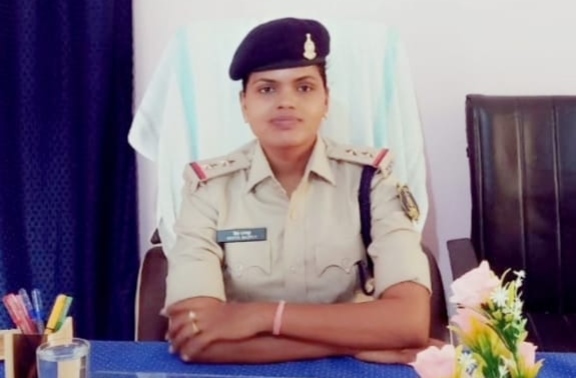 महिलाएं देश और समाज की प्रगति में अपने कर्तव्यों को समझे: उप निरीक्षक नीता राजपूत