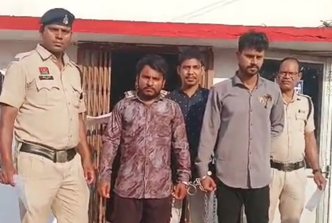 सुनियोजित तरीके से भिलाई से आकर दो खड़ी कार में पेट्रोल डालकर आग लगाने वाले 3 आरोपी गिरफ्तार
