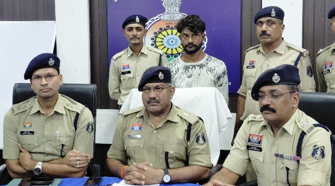 एकतरफा प्रेम प्रसंग में युवती की हत्या करने वाला आरोपी गिरफ्तार