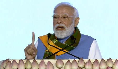 सरकार ने किसानों के लिए हर तरह की मदद के दरवाजे खोल दिए हैं: प्रधानमंत्री नरेंद्र मोदी