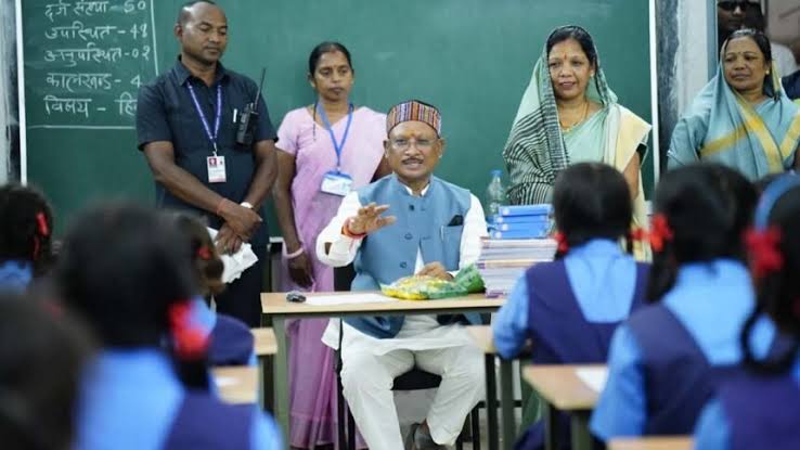 युक्तियुक्तकरण नीति से प्रदेश के दूरस्थ अंचलों में शिक्षा की नई रोशनी, शिक्षक विहीन विद्यालयों को मिले शिक्षक