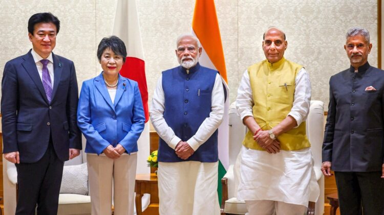 जापानी विदेश-रक्षा मंत्री ने पीएम मोदी से की मुलाकात, आज राजनाथ सिंह और एस जयशंकर से होगी द्विपक्षीय वार्ता