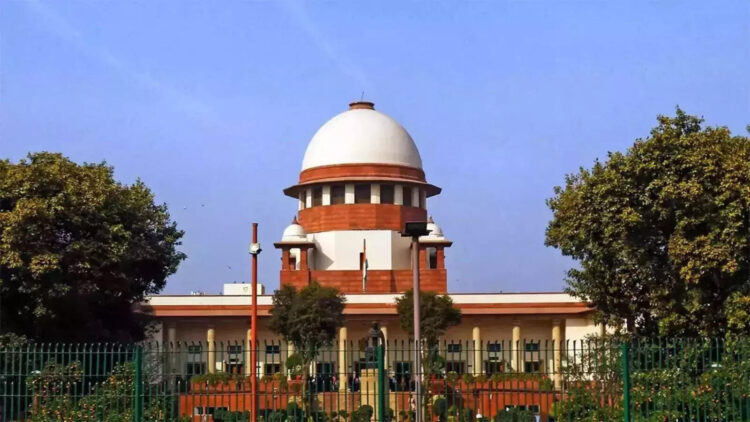 ‘सरकारी कॉलेज में दाखिले से नौकरी का अधिकार पक्का नहीं होता’, सुप्रीम कोर्ट ने हाईकोर्ट का फैसला पलटा